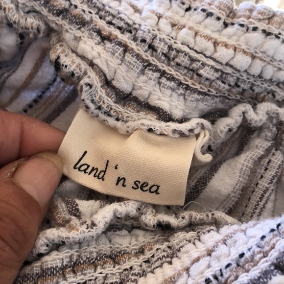 Land and sea - Picture 4 of 7